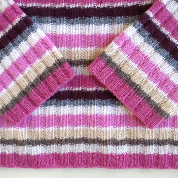 Wool Turtleneck Sweater with Multicolor Stripes with Knit Pattern. - Picture 5 of 6